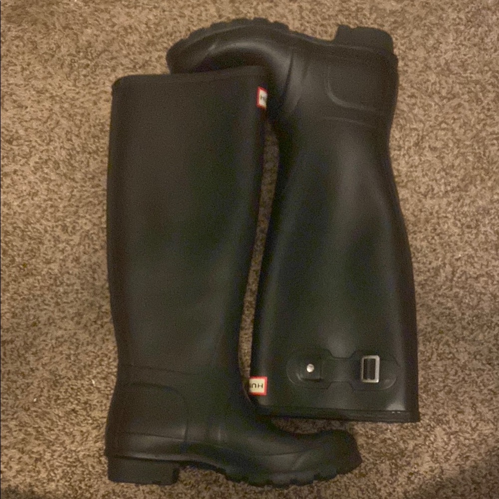 NEW WITHOUT TAG Hunter Black Tall Rain Boots